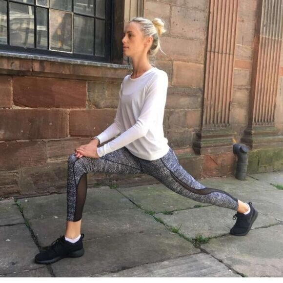 LULULEMON Pace Perfect 7/8 Tight Sz 4 Air Time White Black - Picture 4 of 9